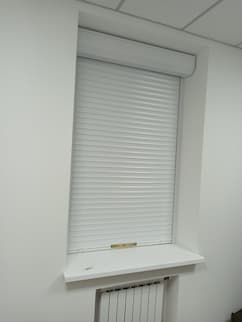 Защитные ролеты - установлены 17.12.2020