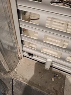 Защитные ролеты - установлены 30.12.2020