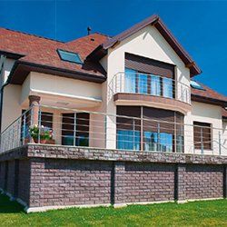 Защитные ролеты на окнах